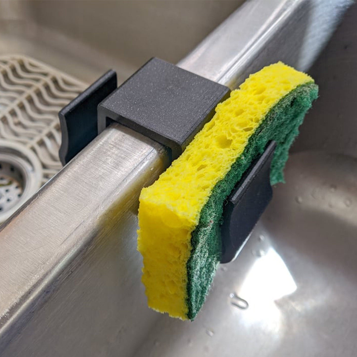 Double Kitchen Sink Sponge Holder for Efficient Drying