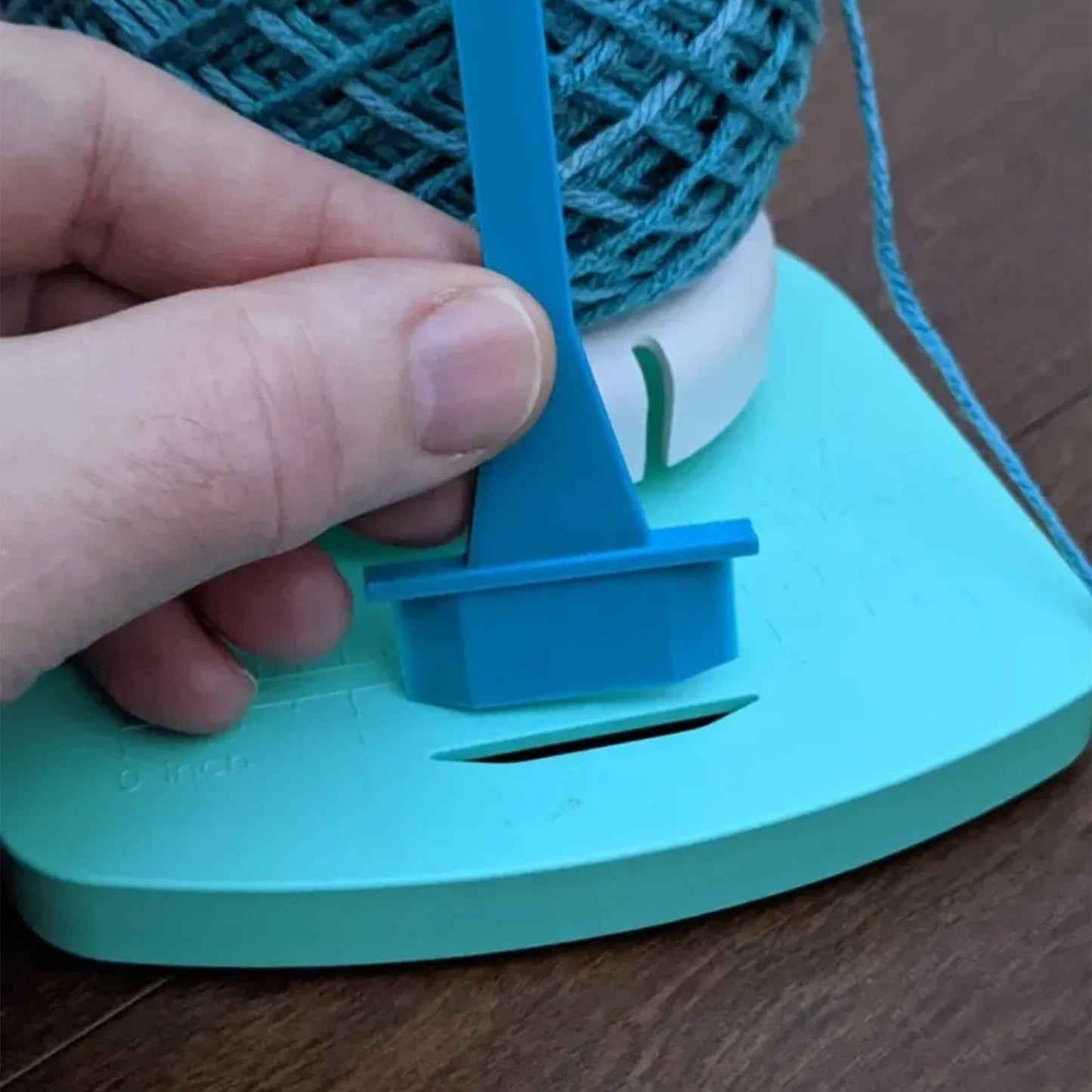 Yarn Dispenser and Guide Tool for Knitting