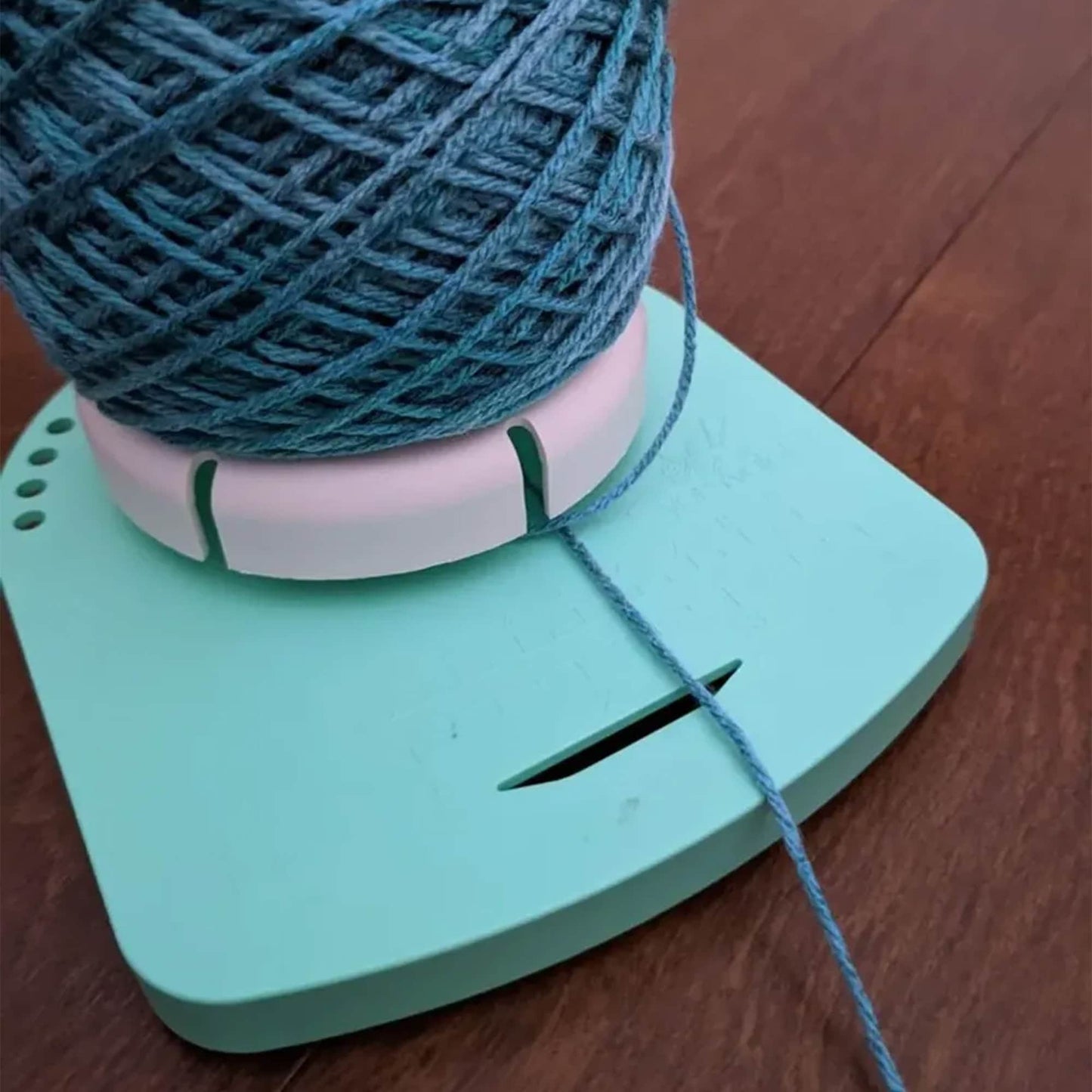 Yarn Dispenser and Guide Tool for Knitting